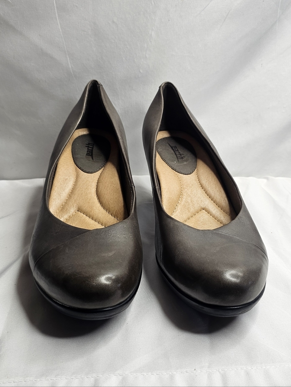 Earth Tamarisk Taupe Soft Calf pumps Size 11 - Picture 3 of 12